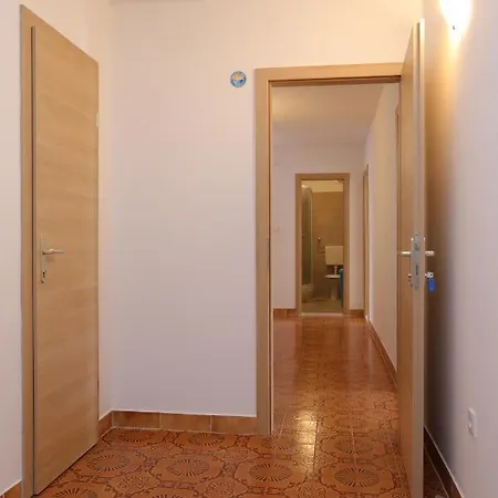 Apartment With A Parking Space - 11518