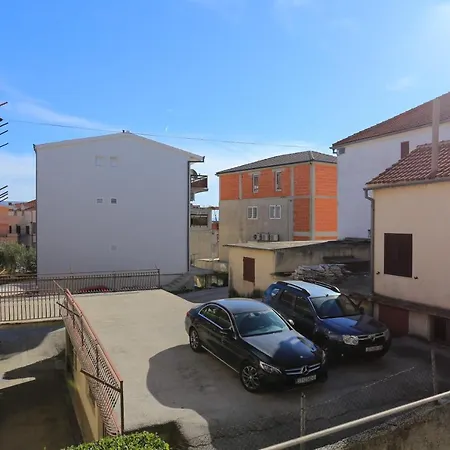 Apartment With A Parking Space - 11518
