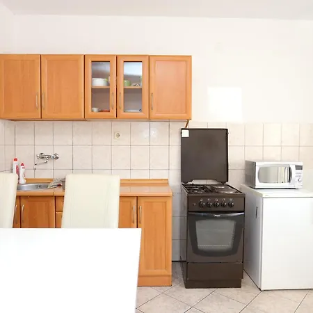 아파트 With A Parking Space - 11518 스플리트