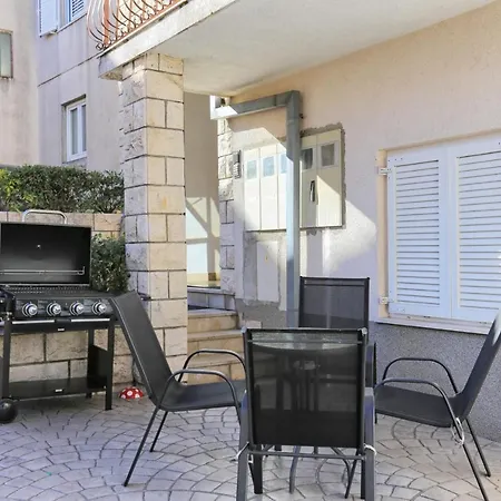 With A Parking Space - 11518 *